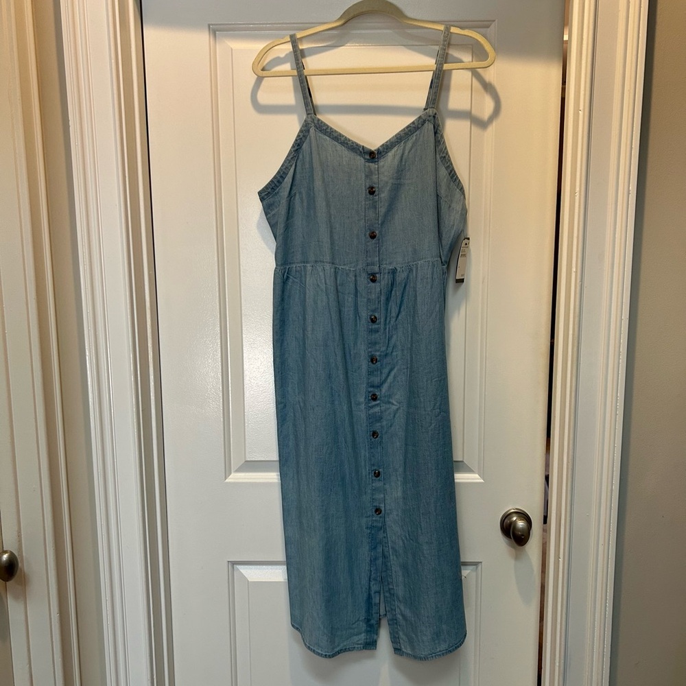 Melrose and Market Blue Denim Midi Dress